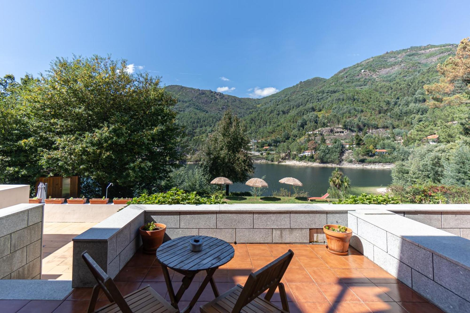 Selina Geres Hotel Terras de Bouro Cameră foto